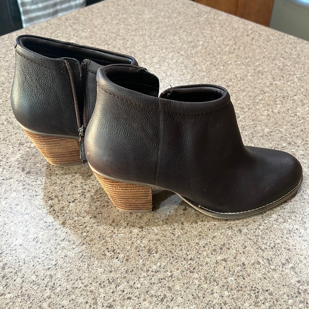 Cole Haan Prynne brown booties - 10